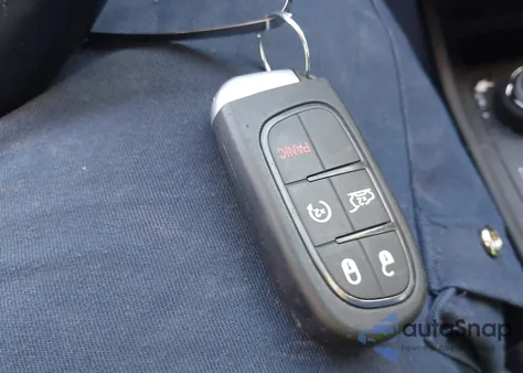 2020 Jeep Cherokee Latitude Plus 4X4 из США, поврежденный, VIN 1C4PJMLB6LD579041